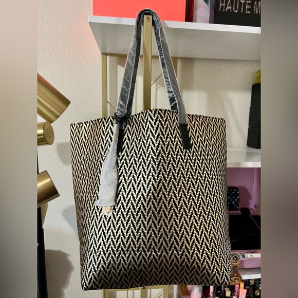 Shiseido Handbags - NWT Shiseido Black and Gold Geometric Tote Bag